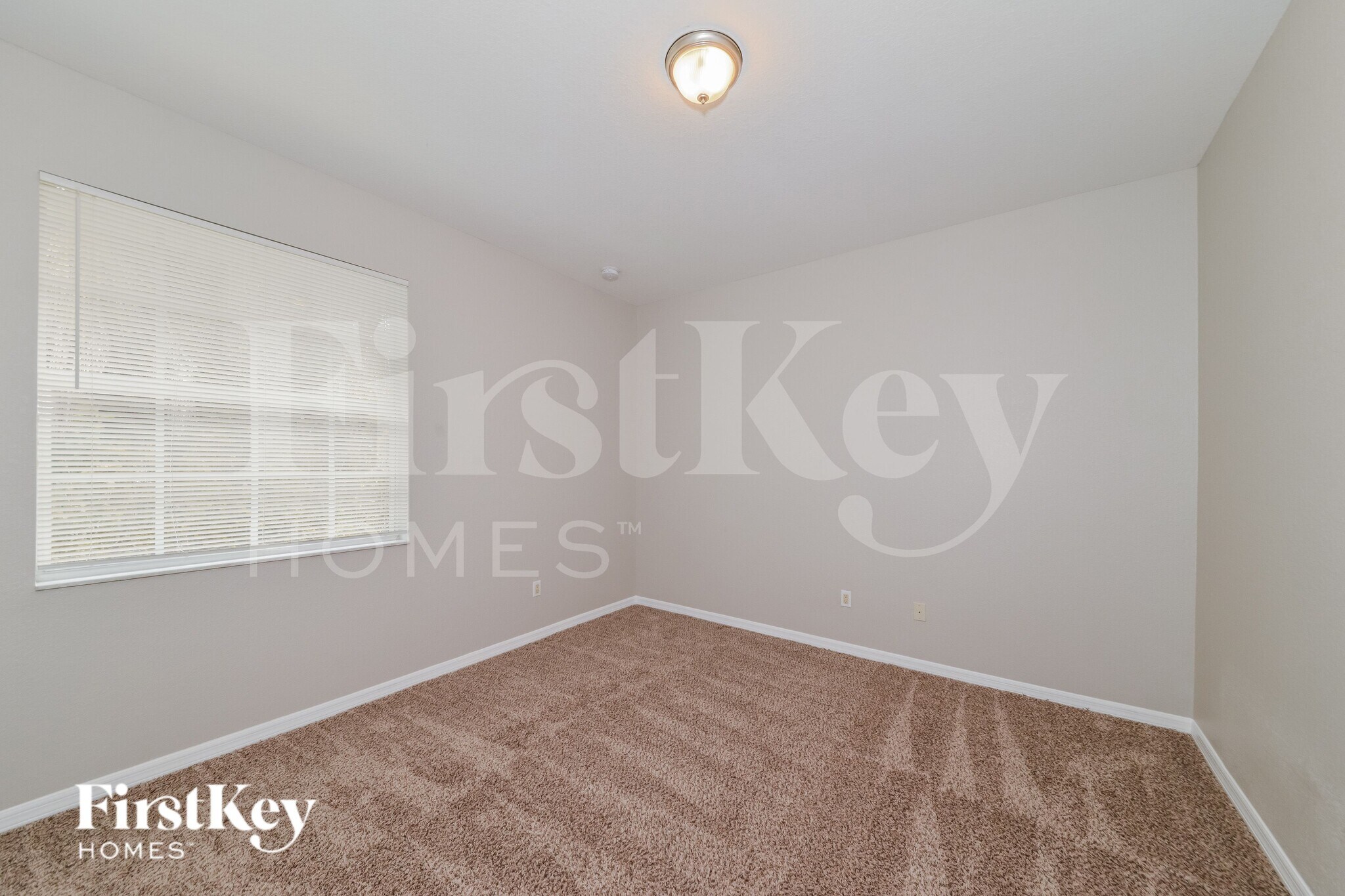 Building Photo - 2673 Vizza Ln