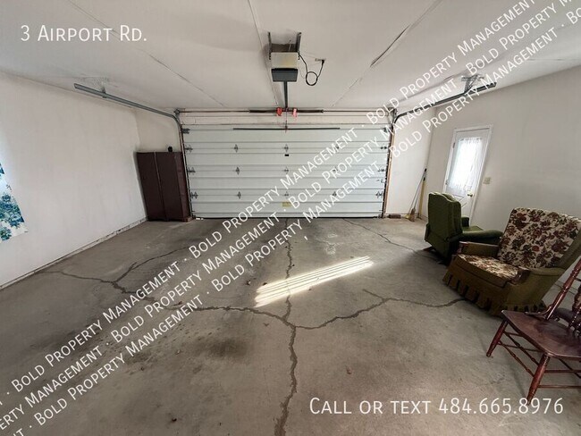 Building Photo - 3 Airport Rd