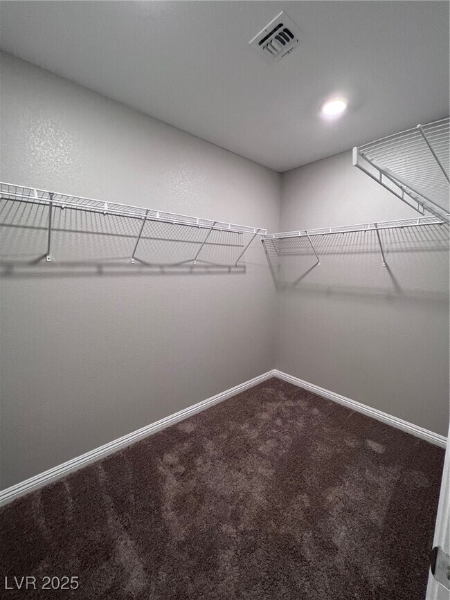 Building Photo - 2990 Saltillo Ln