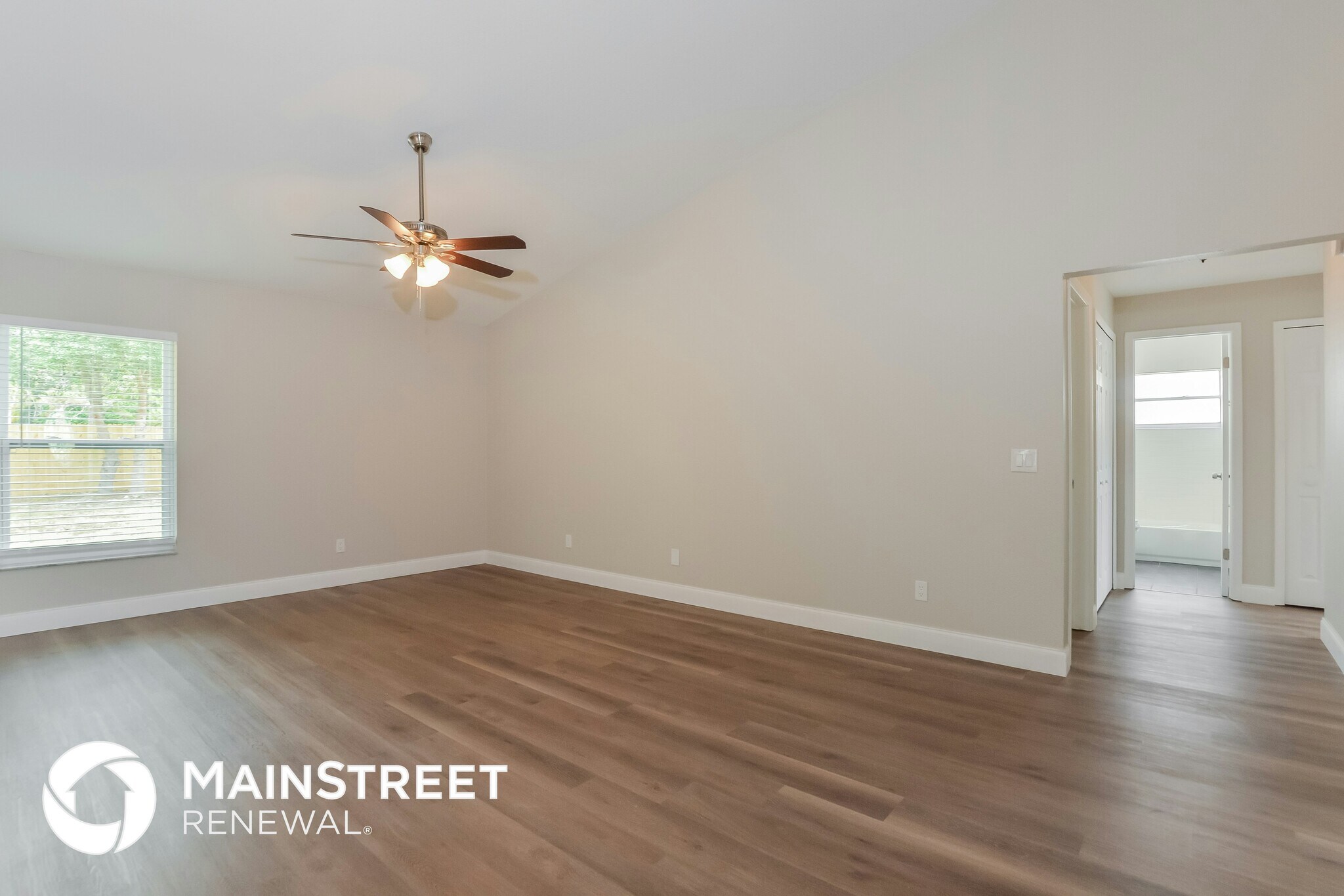 Building Photo - 304 Sir Lawrence Dr