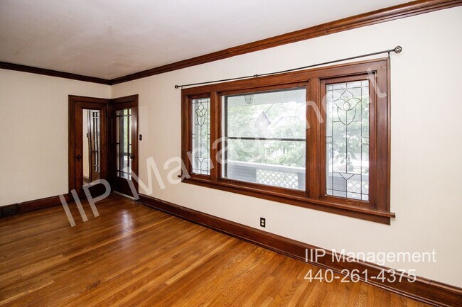 Building Photo - 2671 E 130th St