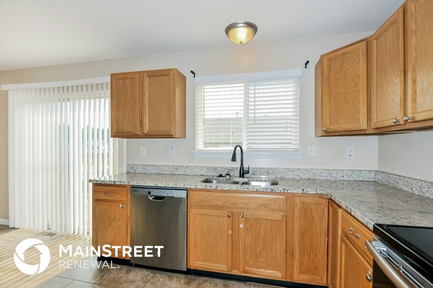 Building Photo - 32 Great Owls Way