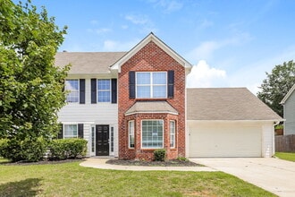 Building Photo - 210 Greenland Dr