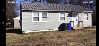 Building Photo - 505 S Magnolia St