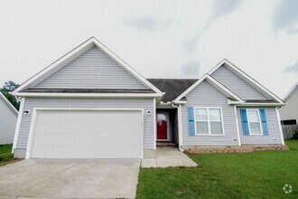 Building Photo - Coming Soon: 3 Bedroom 2 Bathroom with Garage