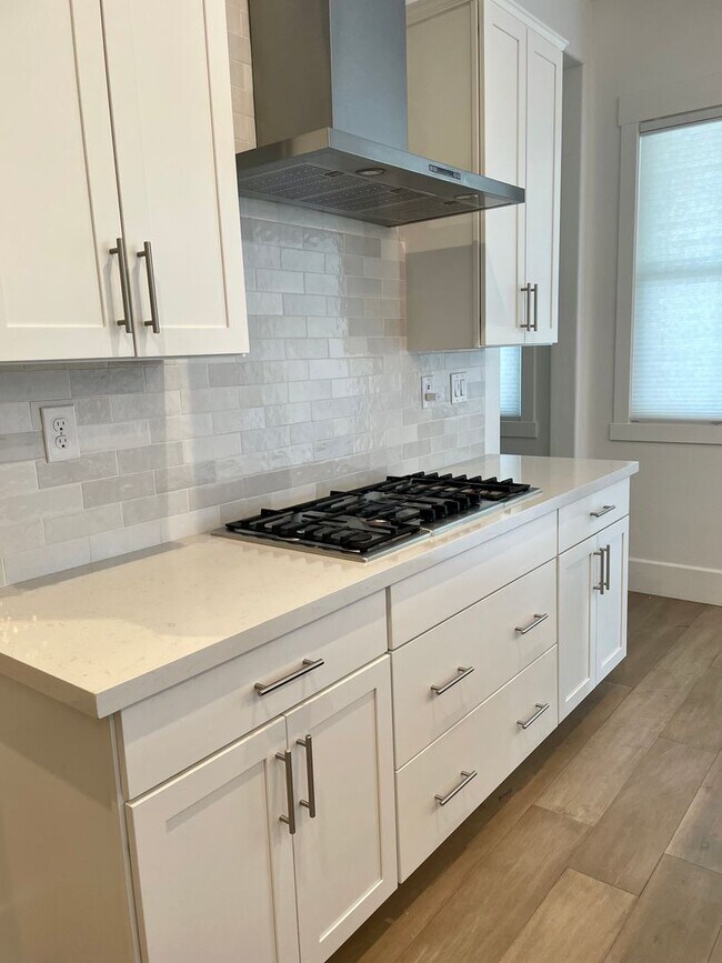 Building Photo - Wow! Custom Built Smart Home in Sutter Park - A Tim Lewis Community.