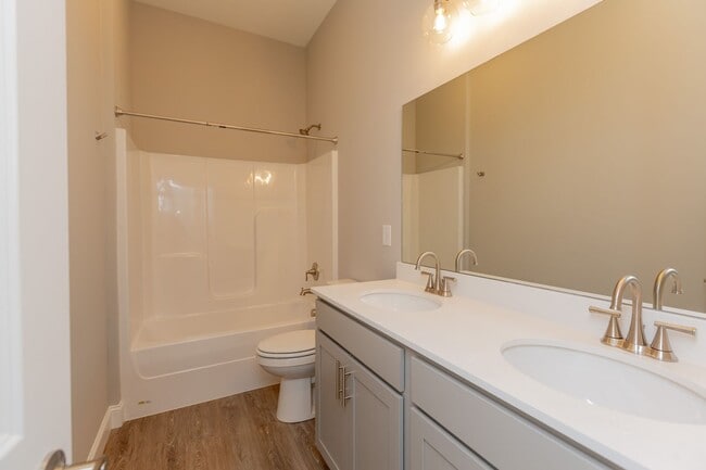 Building Photo - Brand New 4 Bedroom 2 Bath