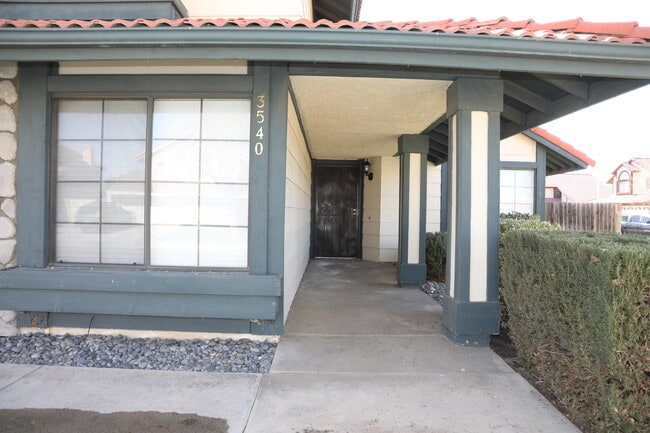 Building Photo - 3540 Stillmeadow Ln