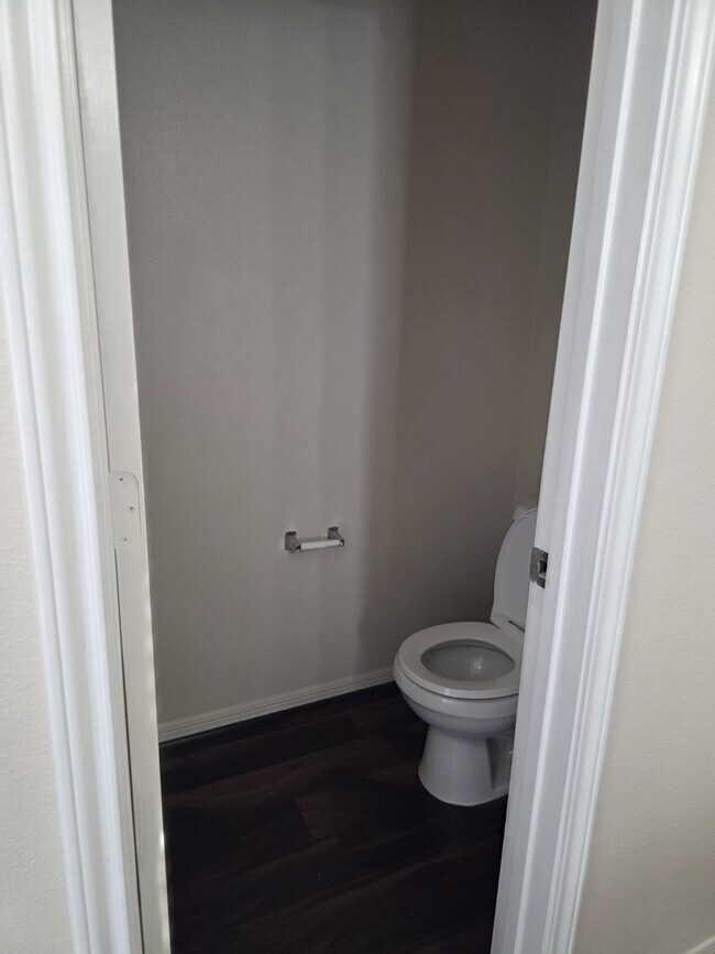 Building Photo - 1023 Orie Ct