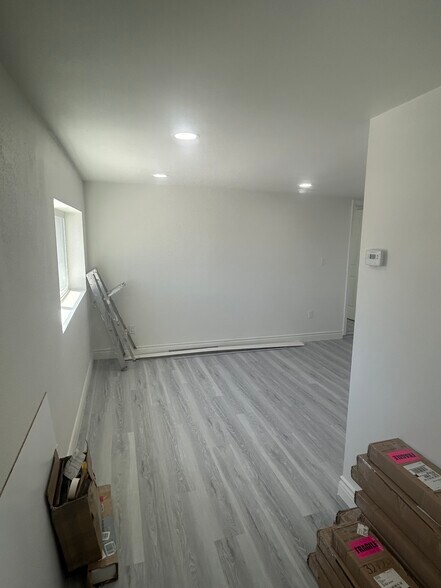 Building Photo - 210 W Monroe Ave