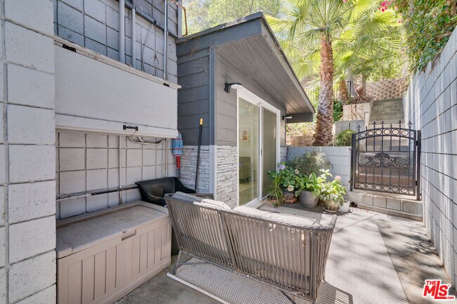 Building Photo - 1775 College View Pl