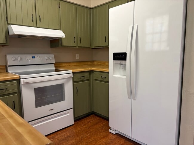 Building Photo - 4201 Woodhill Ct