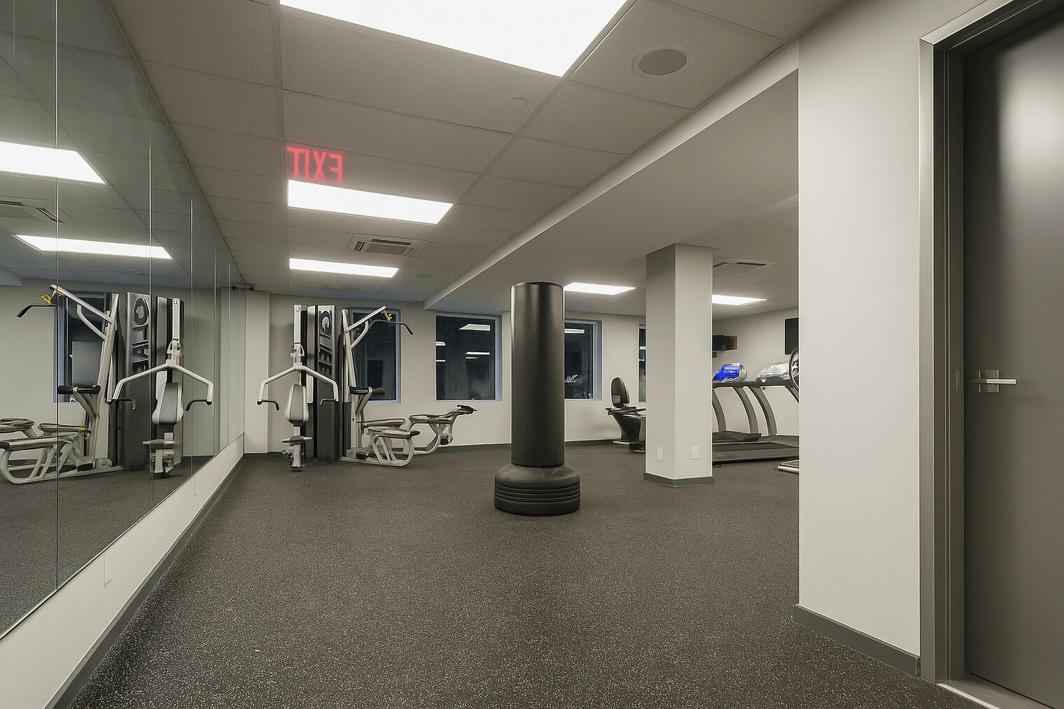 Building Photo - 72 Willoughby St