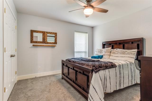 Building Photo - 2012 St Andrews Dr