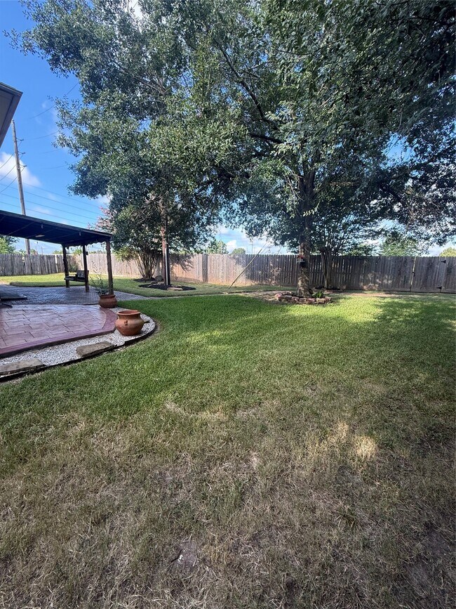 Building Photo - 20823 Camphor Tree Dr