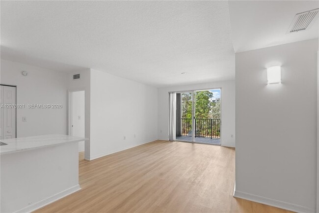 Building Photo - 6851 SW 44th St