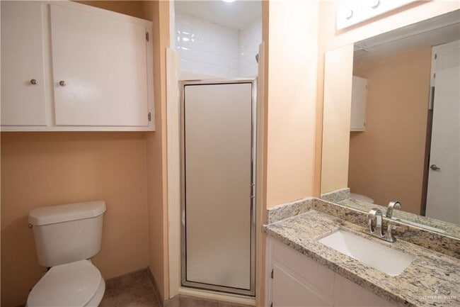 Building Photo - 1510 River Bend Dr