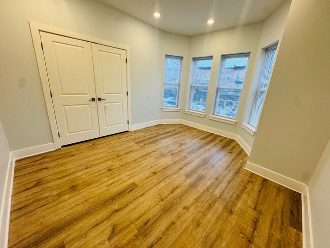 Building Photo - 4242 W Girard Ave