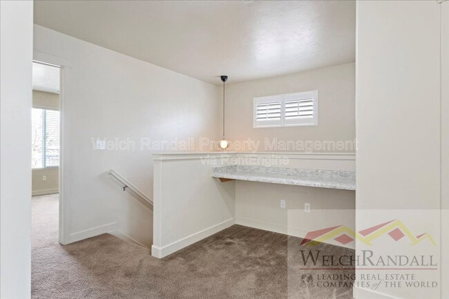 Building Photo - 1140 Seraphim Ct