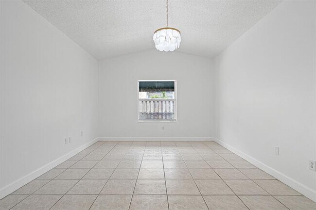 Building Photo - 11255 NW 53rd Ln