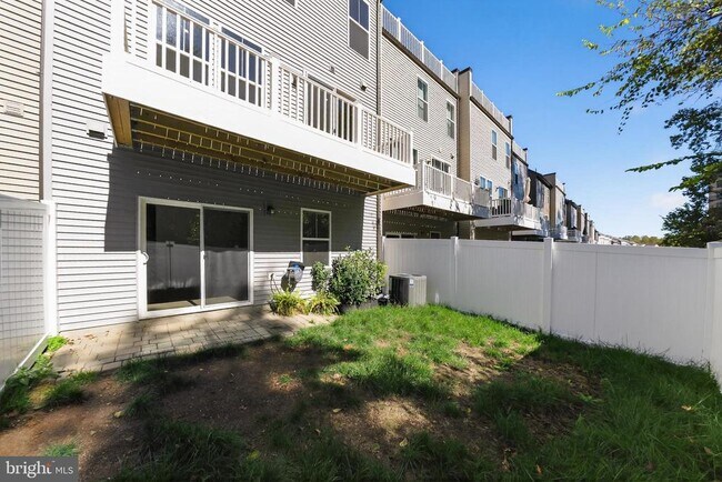 Building Photo - 3507 Stella Blue Dr