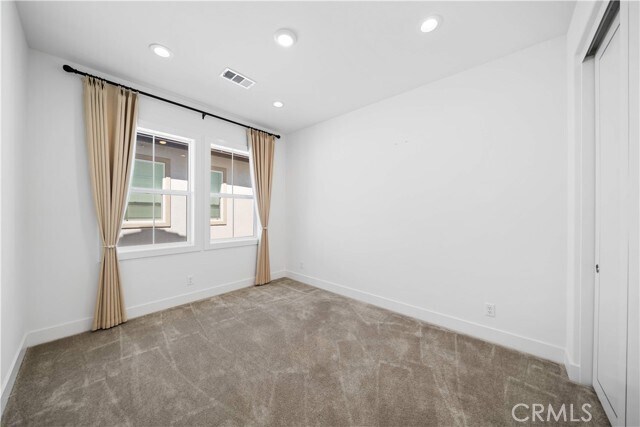 Building Photo - 360 Riverbend