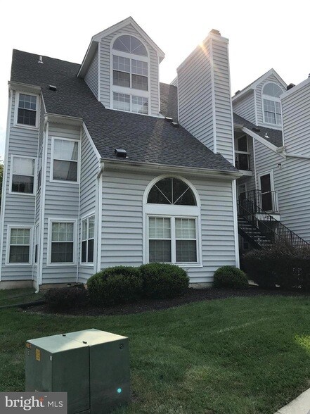 Building Photo - 14032 Vista Dr