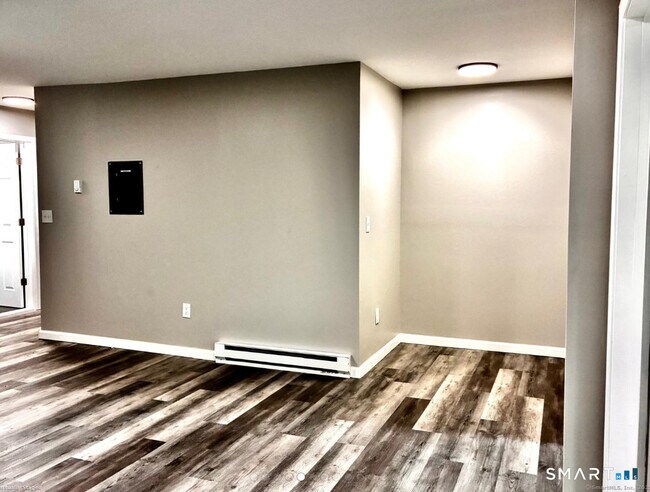 Building Photo - 36 2nd Ave