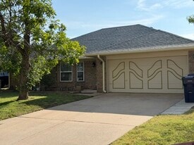 Building Photo - 10013 Carnie Cir