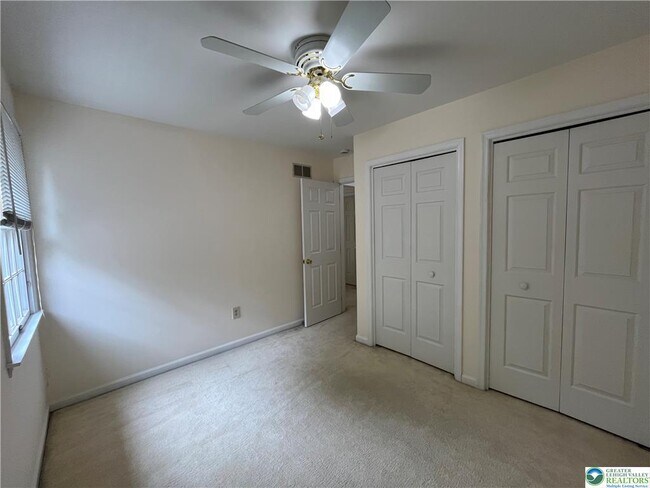 Building Photo - 5628 Grace Ave
