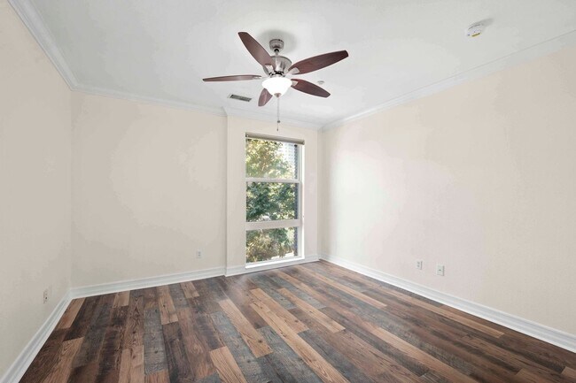 Building Photo - 1225 Island Ave
