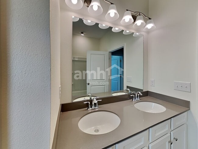 Building Photo - 33949 Widman Way