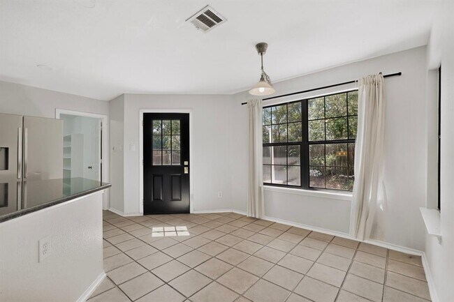 Building Photo - 11517 Chatam Berry Ln