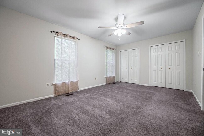 Building Photo - 616 Lions Gate Ln
