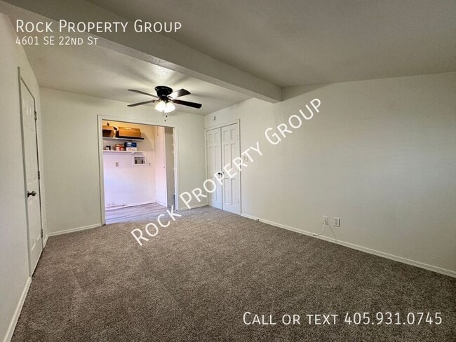 Building Photo - 4601 SE 22nd St