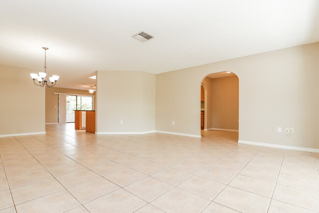 Building Photo - 8553 Bridgewater Dr