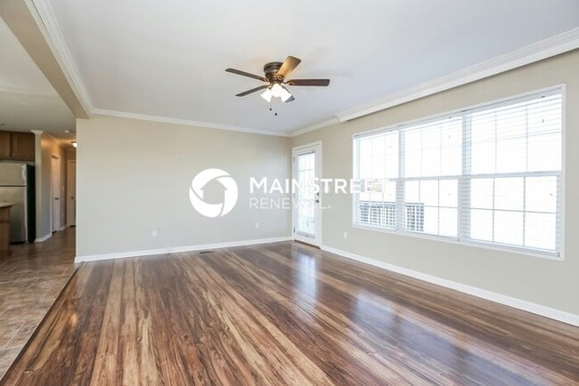 Building Photo - 3 Bedroom Pet-Friendly Home in Spring Hill...