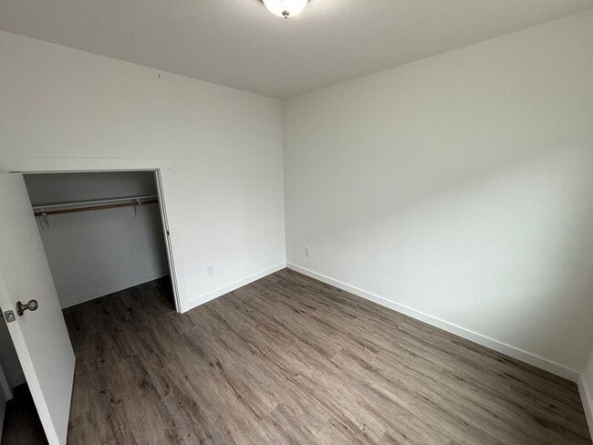 Building Photo - 2603 SW Pickford St
