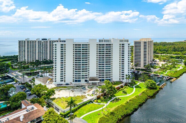 Building Photo - 4201 N Ocean Blvd