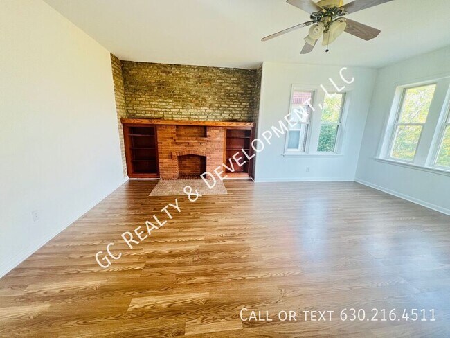 Building Photo - 6124 S Whipple St