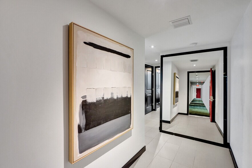 Building Photo - 1600 NE 1st Ave