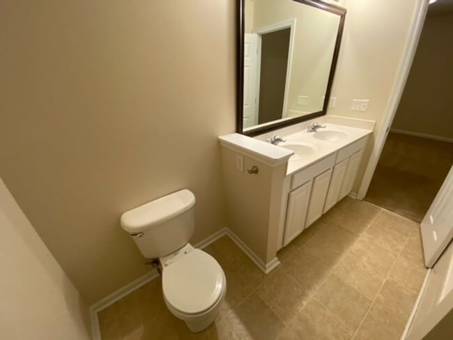 Building Photo - Arbor Oaks Subdivision 4BR 2.5Ba