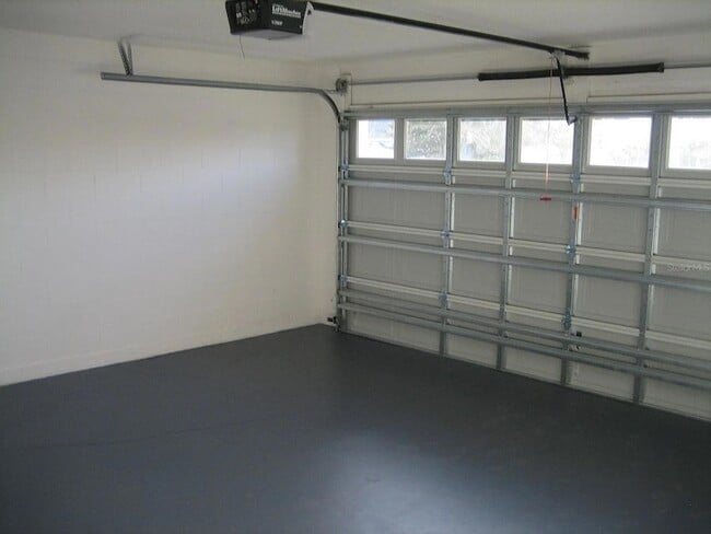 Building Photo - 4937 Cedarstone Ln