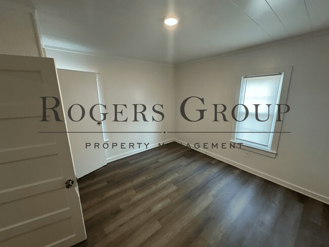 Building Photo - *** $500 Rent Credit Special *** - Homes for Rent in Henderson NC - 142 Ransey Street - Schedule ...