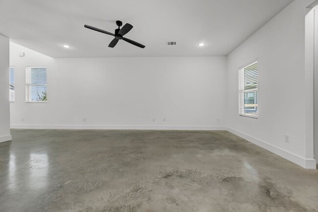 Building Photo - 3007 Alpha Wolf Ct