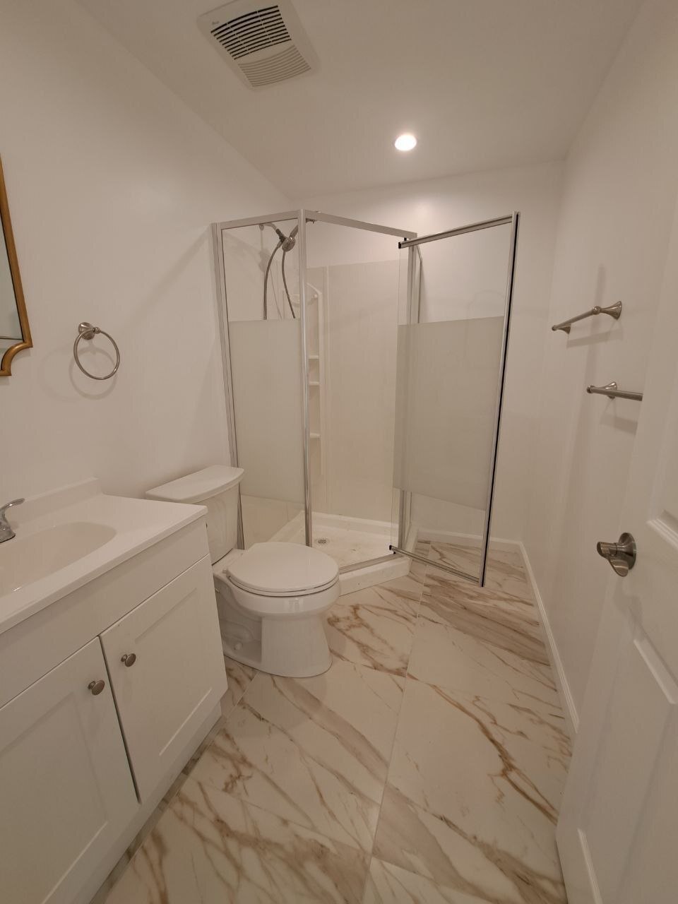 Building Photo - 19841 Kittridge St