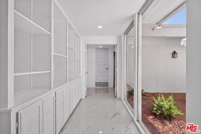 Building Photo - 75562 Camino De Plata N