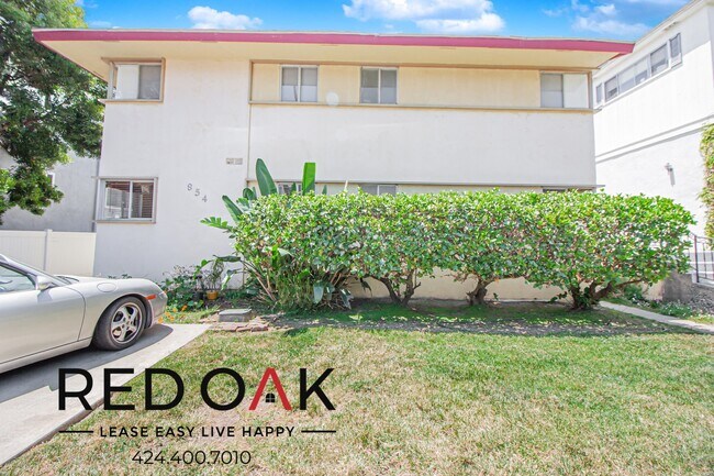 Building Photo - 854 5th St