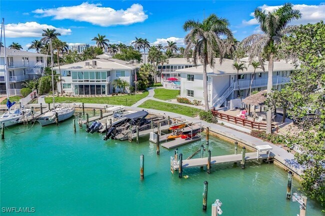 Building Photo - 386 Harbour Dr
