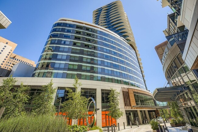 Building Photo - Avenue Estates Condominiums ~ Downtown Bel...